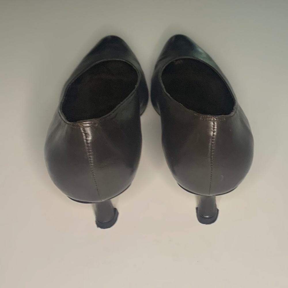 Vaneli Brown Heels, 11 Narrow - Picture 2 of 4